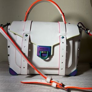 Michael Kors Manhattan Medium Contrast Trim Leather Satchel-WHITE